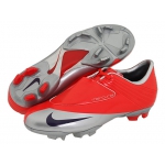 Детские футбольные бутсы Nike JR Mercurial и Adidas F10