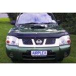 Мухобойка (аирдефлектор капота) Nissan Navara / Frontier (D22) с 2002 г.в