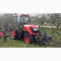 Трактор колесный Kubota M7040