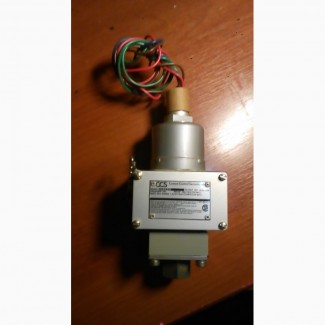 Продам реле давления Custom Control Sensors 646GZE1