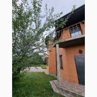 Продам 2 єт.кирпичній дом 160 кв.м. в с.Осещина, КГ Межречье