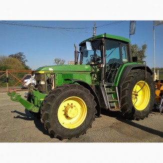 Трактор John Deere 6910