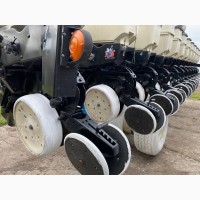 Сівалка точного висіву пневматична KINZE 3700 Precision Planting 24р