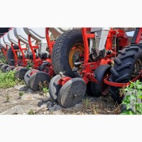 Пневматична просапна сівалка Planter D8 Agromaster дискова