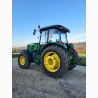 Трактор John Deere 6135B