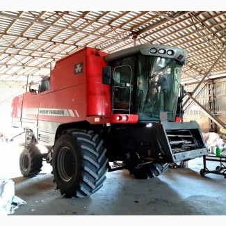 Комбайн зерноуборочный Massey Ferguson 7260