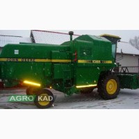 Комбайн John Deere 1055