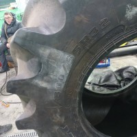 Бу шина 800/65R32 (30, 5R32) GoodYear