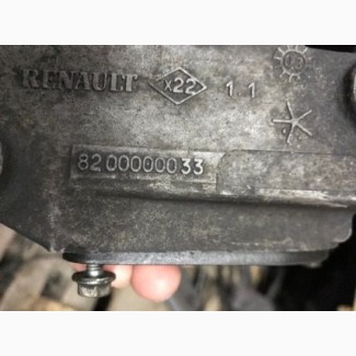 Бу кронштейн полуоси передной правой Renault Laguna 2, 8200000033, 2.2dci