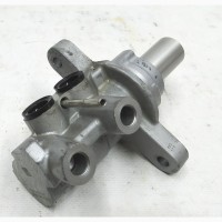 Главный тормозной цилиндр Tesla model 3 1044671-99-F 828543319 Brake master