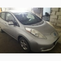 Продам Nissan Leaf 2013