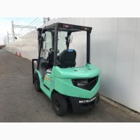 Бензиновый вилочный автопогрузчик Mitsubishi с боковым смещением. Модель: FG25D-F17D