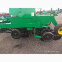 Продам Сеялку John Deere 1590