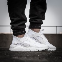 Кроссовки Nike Air Huarache Ultra женские