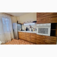 Продам 3 комнат. квартииру 65 кв.м. на Оболонеул.Зои Гайдай 9-8, м.Минская