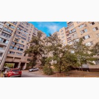 Продам 3 комнат. квартииру 65 кв.м. на Оболонеул.Зои Гайдай 9-8, м.Минская