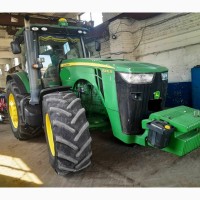 Трактор колісний John Deere 8335R