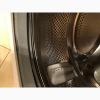 Продам б/у стиральную машину Hotpoint Ariston